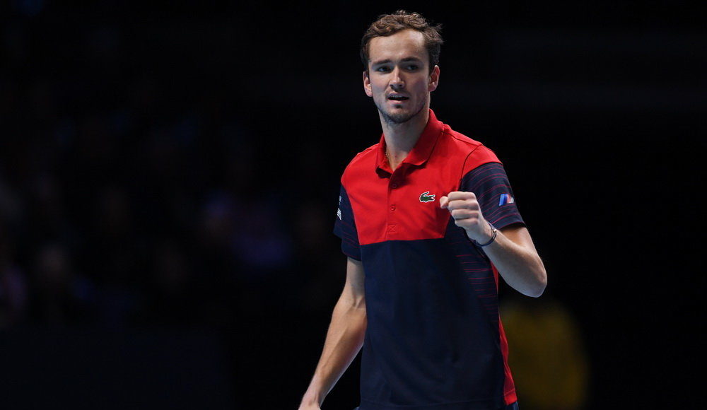 Теннисист Даниил Медведев сохранил пятую строчку в рейтинге АТР