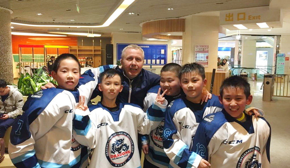 Барнаульский хоккейный тренер последние годы работал в Китае