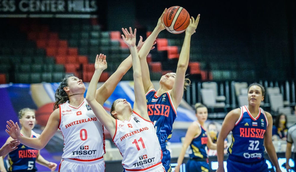 Женская сборная РФ по баскетболу разгромила команду Швейцарии - 98:42