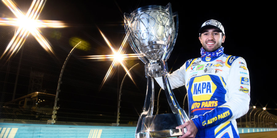class="node-header__title">Эллиотт впервые в карьере стал чемпионом NASCAR