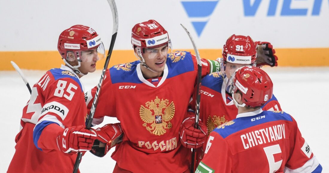 Сборная России по хоккею обыграла команду Финляндии на старте Евротура