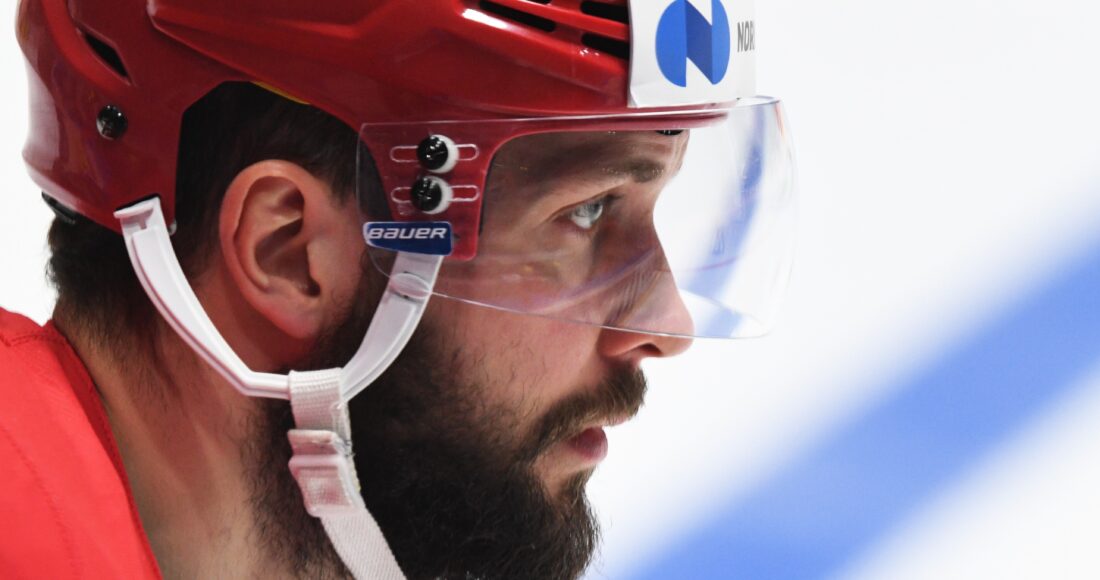 Кучеров из-за операции не сыграет в регулярном чемпионате НХЛ