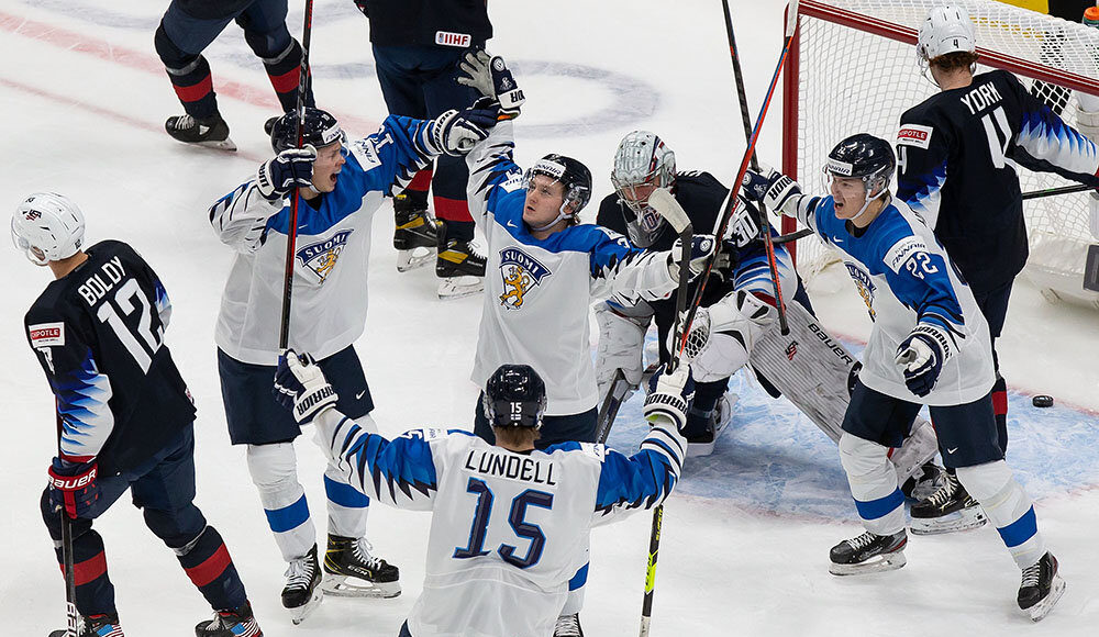Россия сыграет с Финляндией за бронзу МЧМ по хоккею