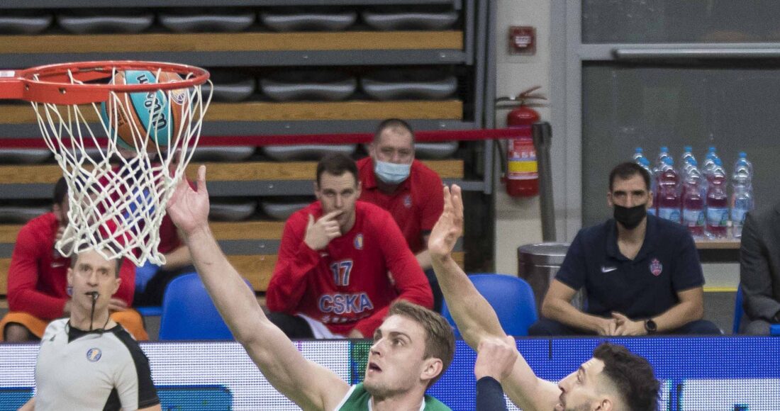 Баскетболисты ЦСКА проиграли клубу "Зелена Гура" в Единой лиге ВТБ