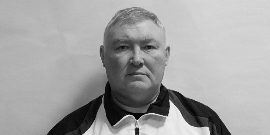 Главный тренер баскетбольной команды из Петербурга умер во время матча