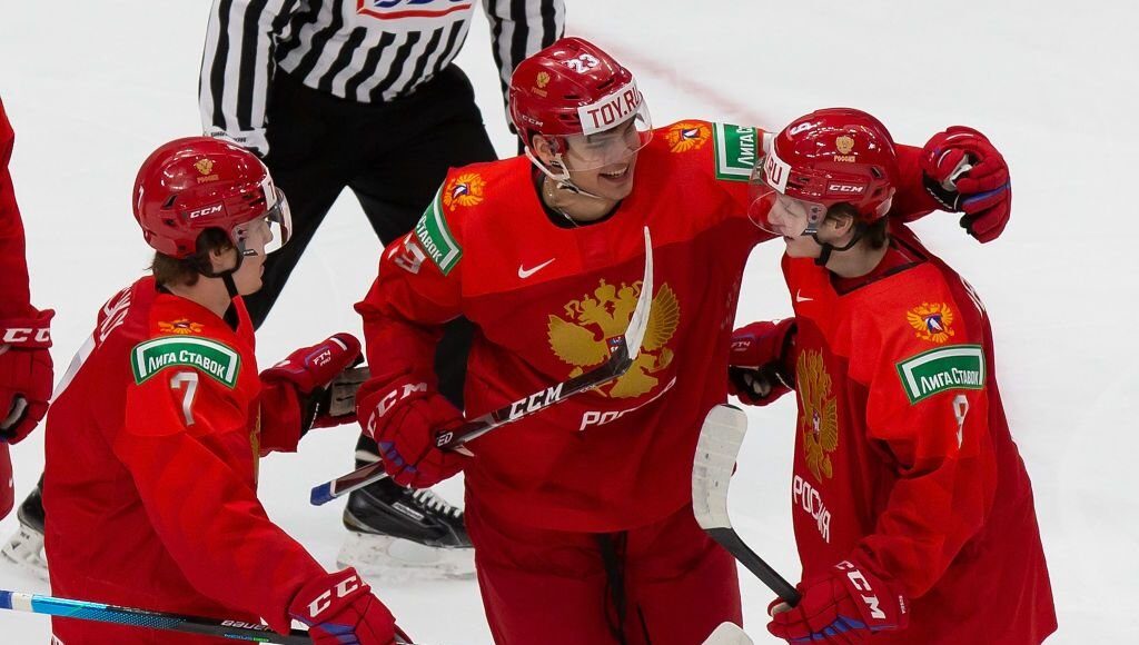 Сборная России по хоккею сыграет на ЧМ под флагом ОКР и c гимном IIHF
