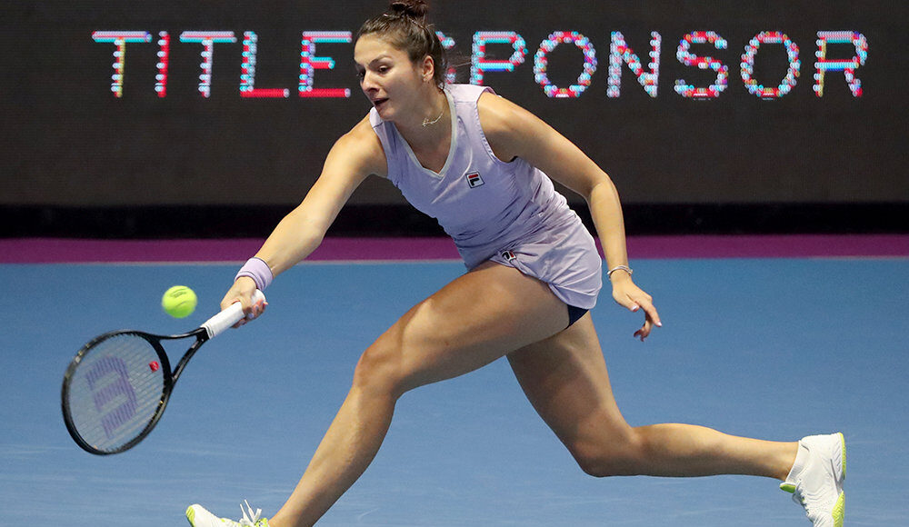 Теннисистка Гаспарян вышла во второй круг турнира WTA-500 в Петербурге