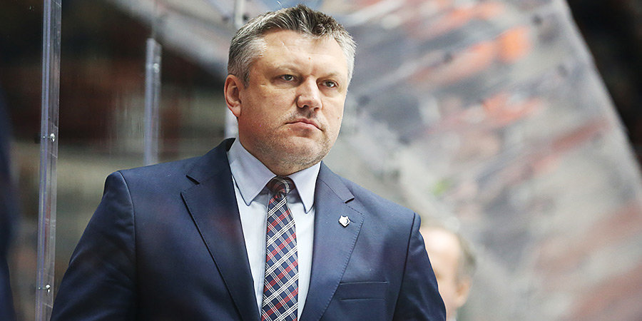 Буцаев покинул пост главного тренера «Нефтехимика»
