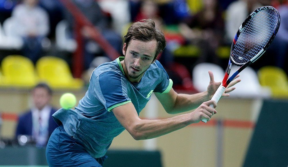 Теннисист Медведев заразился коронавирусом и не сыграет в Монте-Карло