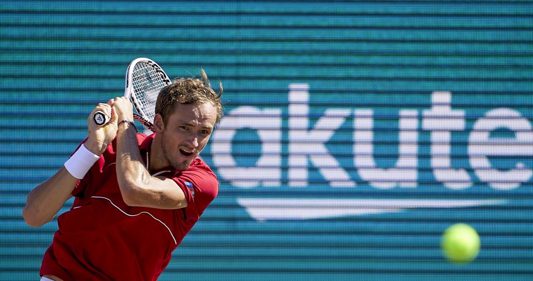 Даниил Медведев завоевал первый в карьере титул на травяном покрытии