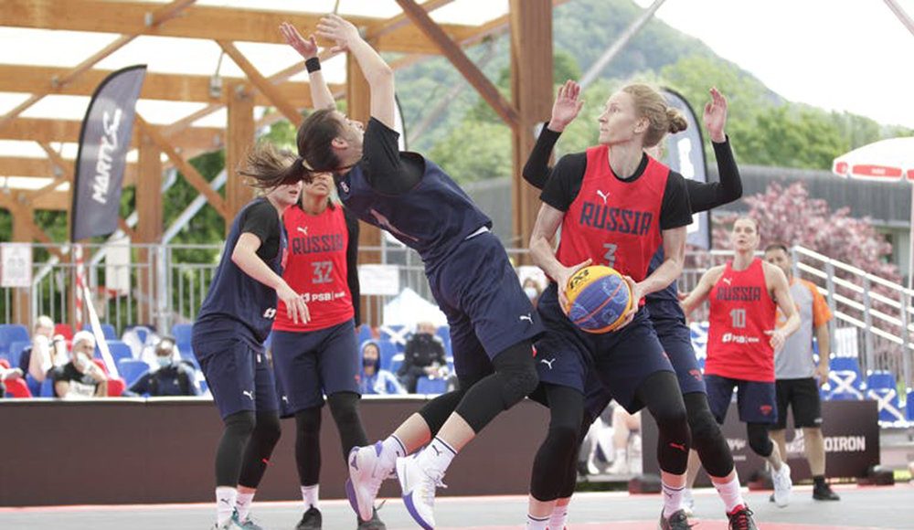 Женской сборной РФ по баскетболу 3х3 выпала историческая миссия