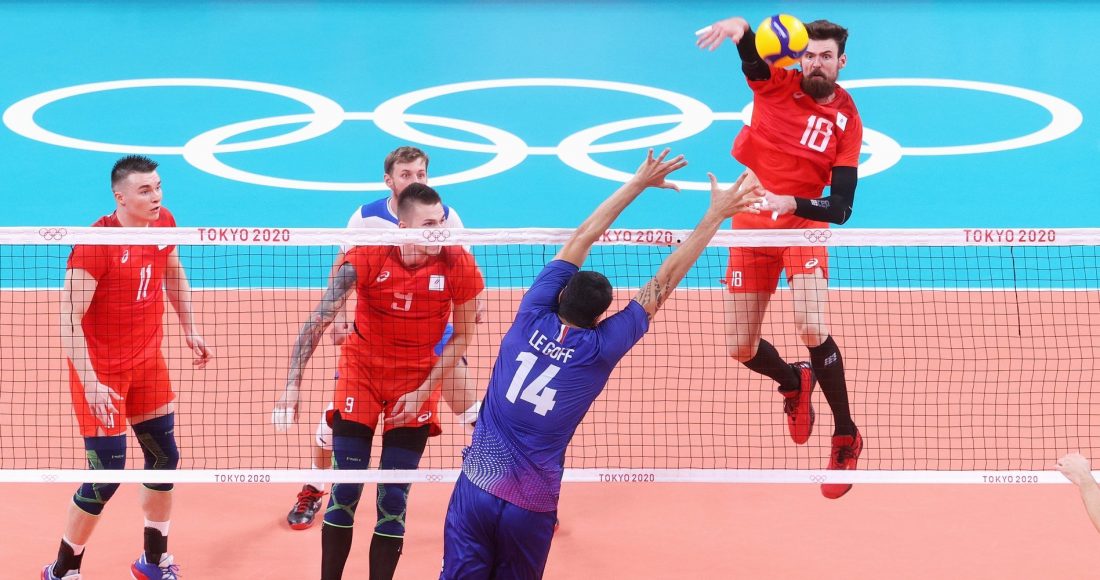 Сборная России по волейболу уступила Франции и завоевала серебряные медали Олимпийских игр