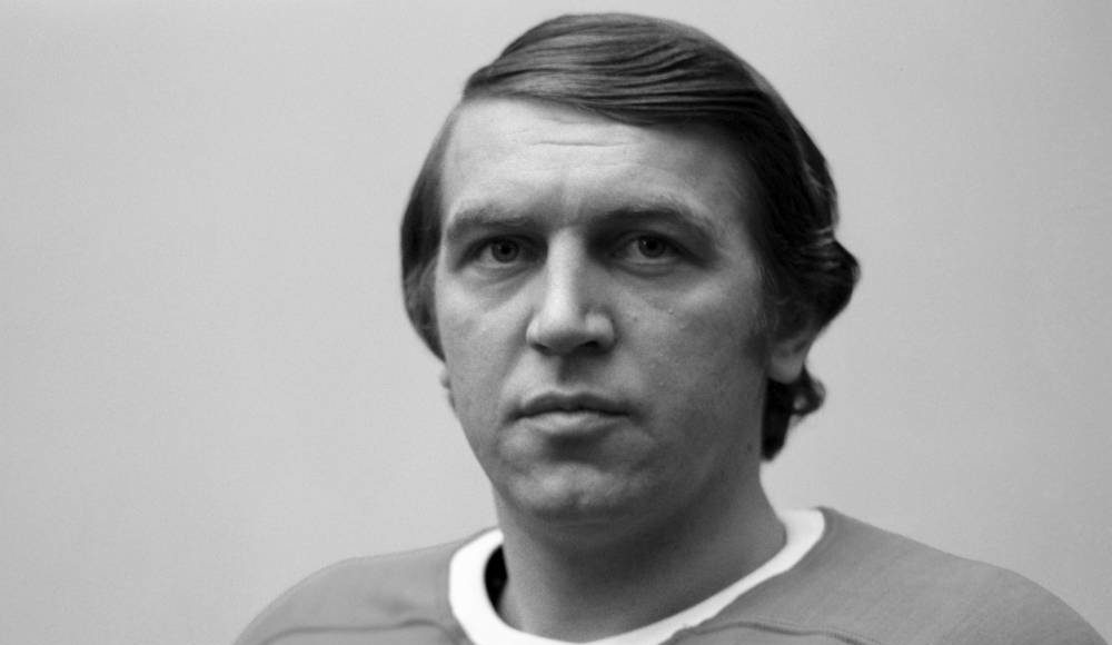 Умер легендарный советский хоккеист Владимир Шадрин