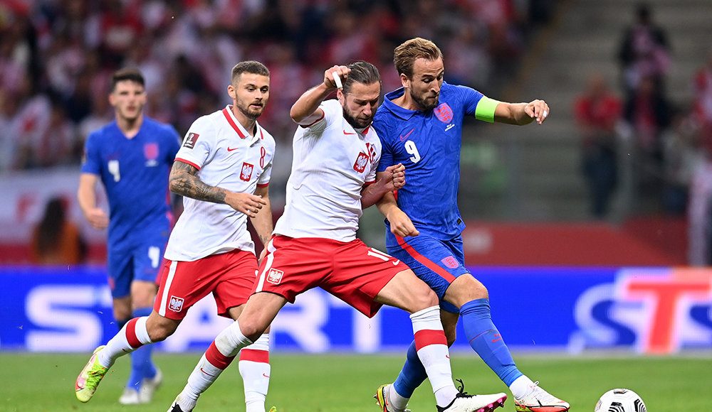 Сборная Польши вырвала ничью в игре с Англией, забив на 92-й минуте