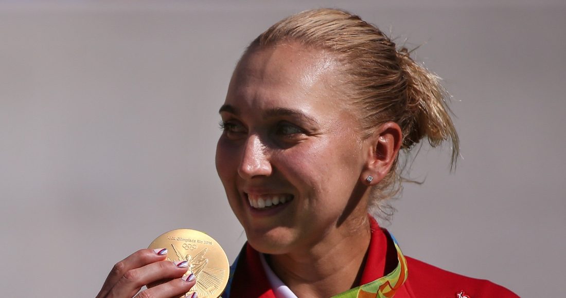 СМИ: Весниной вернули украденные олимпийские медали и извинились