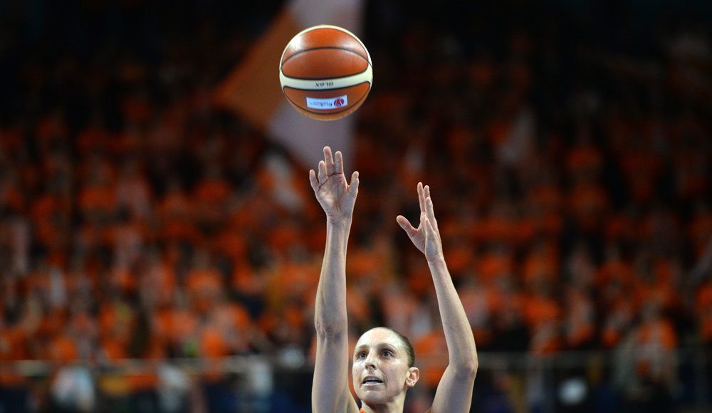 Экс-баскетболистка УГМК Таурази признана величайшим игроком женской НБА