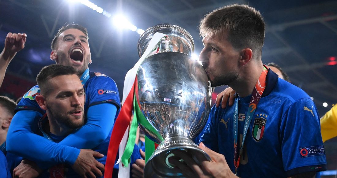 Италия и Аргентина выявят сильнейшую футбольную сборную мира