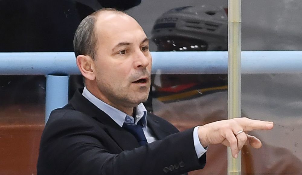 Главный тренер сборной России объяснил причины поражения от шведов на МЧМ