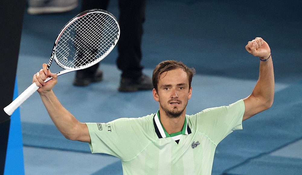 Медведев вышел в финал Открытого чемпионата Австралии по теннису
