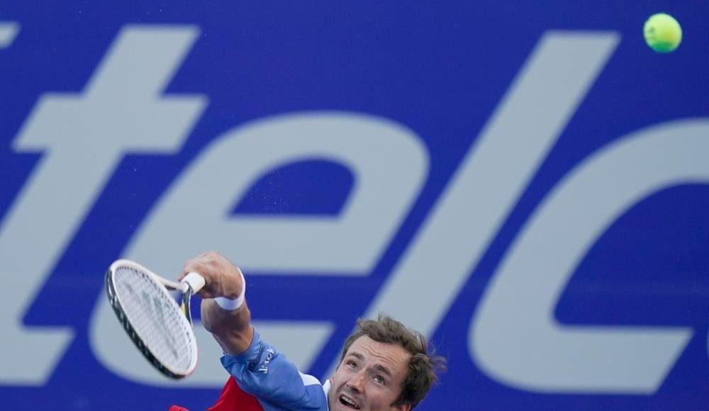 Чешский теннисист Иржи Веселы помог Медведеву стать первой ракеткой мира