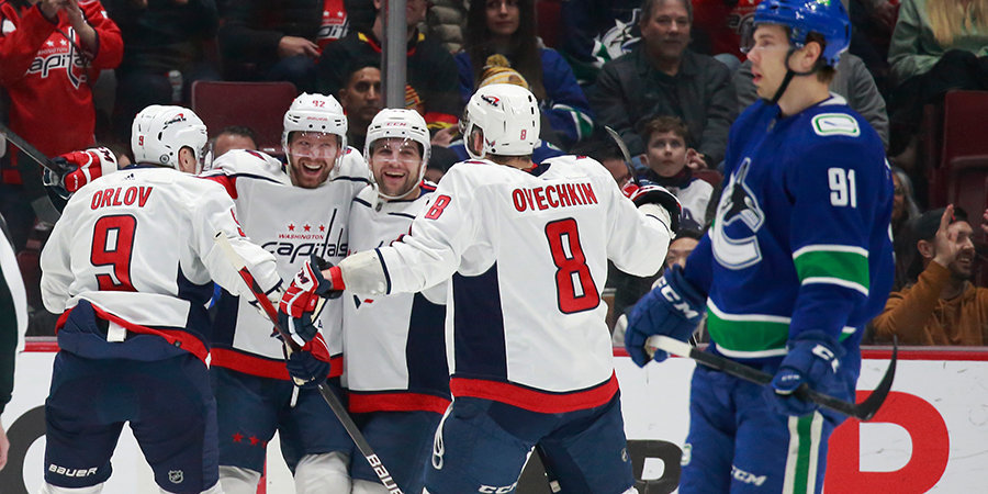 Кузнецов стал первой звездой дня в НХЛ