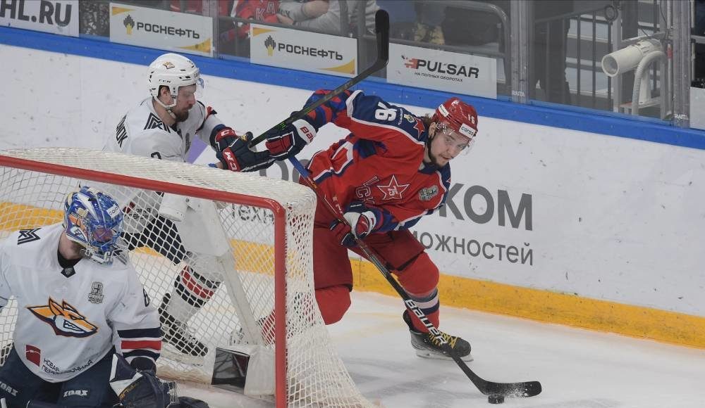 Гол хоккеиста Дальбека в овертайме принес ЦСКА победу над "Металлургом"