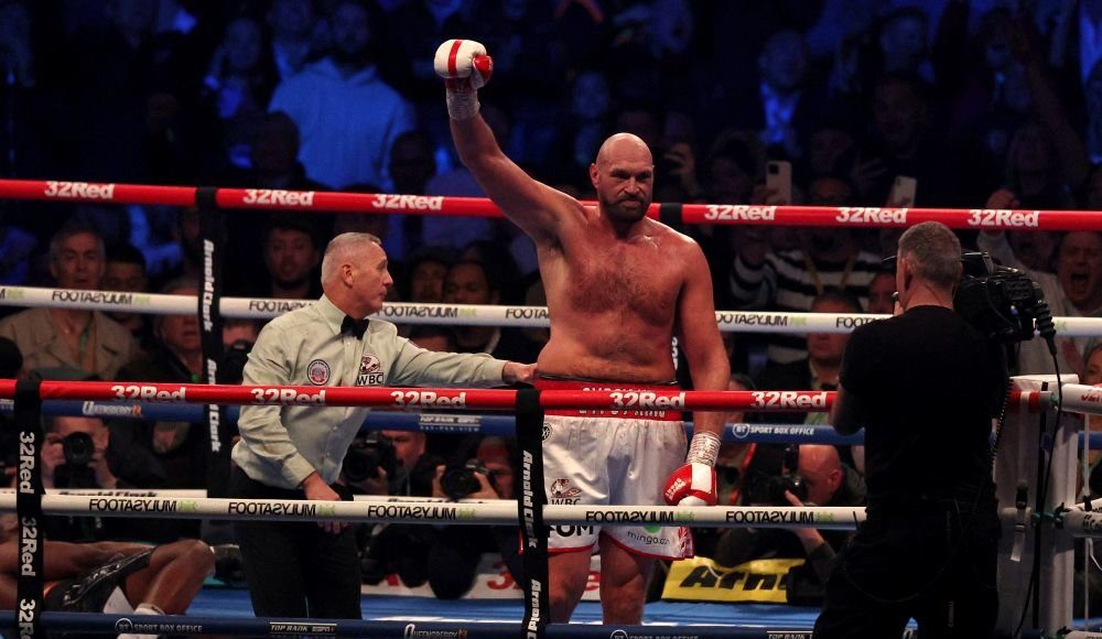 Чемпион мира по версии WBC Тайсон Фьюри объявил о завершении карьеры