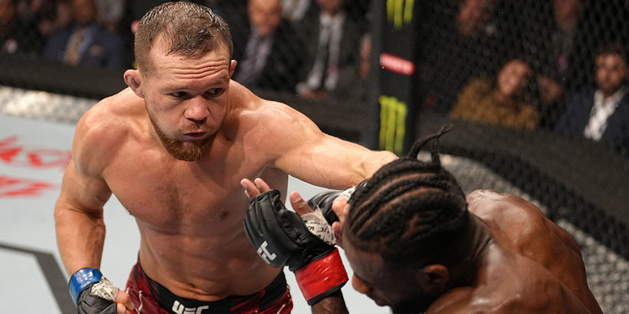 Ян проиграл американцу Стерлингу в реванше в рамках UFC 273