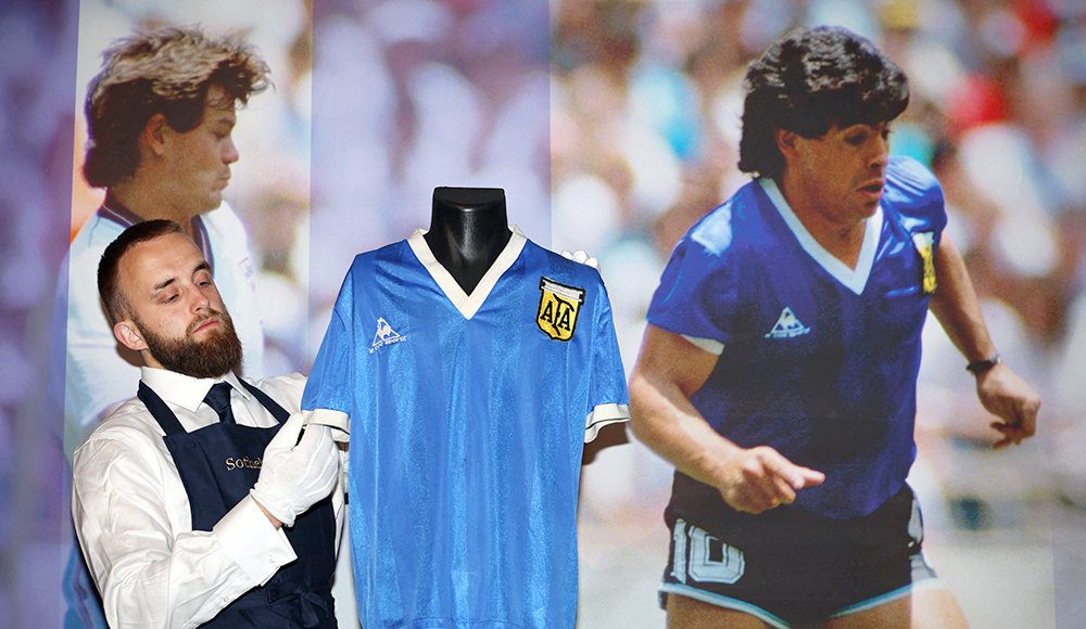 Футболка Марадоны с чемпионата мира 1986 года продана за 8,9 млн долларов
