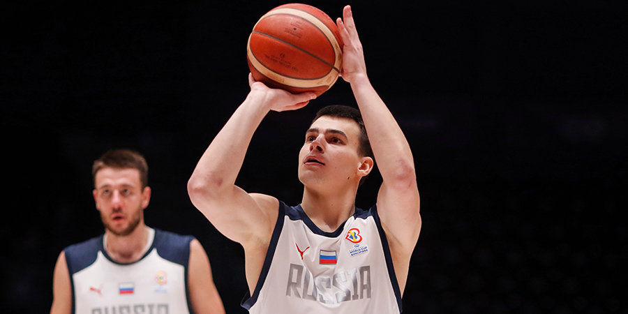 FIBA исключила мужскую и женскую сборные России из Кубков мира
