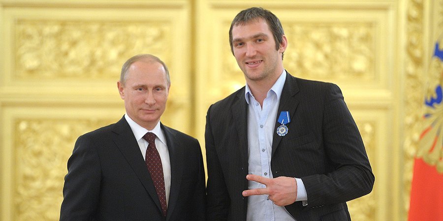 Хоккейный агент предположил, что Овечкин вернется в Россию только за политическим будущим, а в КХЛ ему делать нечего