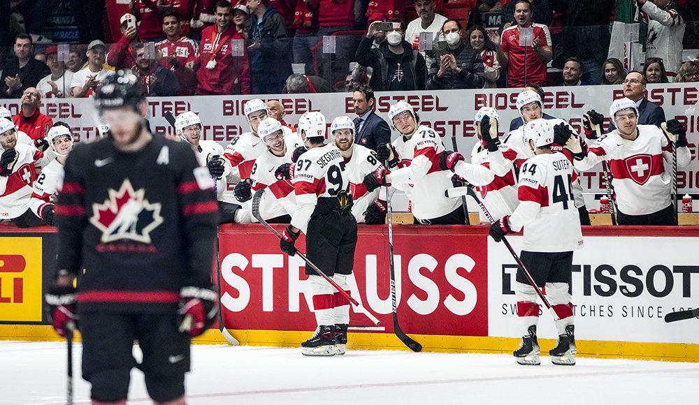 Канада проиграла Швейцарии на чемпионате мира по хоккею