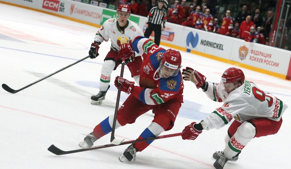 Сборная России по хоккею во второй раз обыграла команду Беларуси
