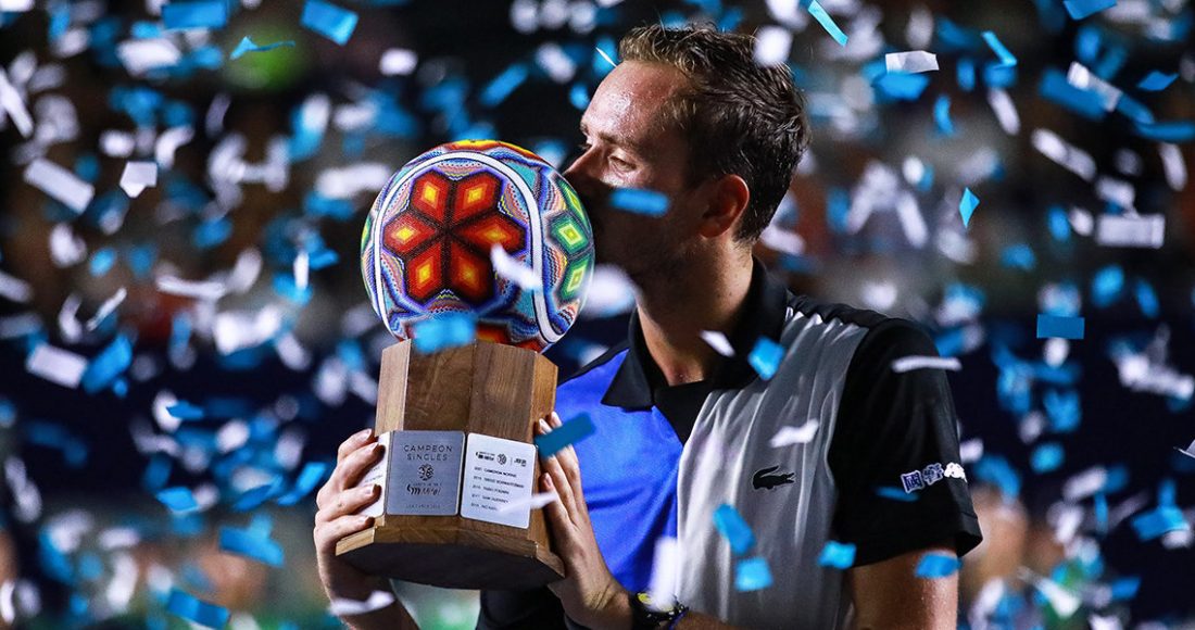 Медведев стал седьмым теннисистом по уровню доходов за последние 12 месяцев по версии Forbes