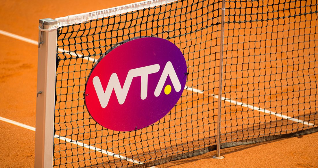 Кудерметова и Мертенс завоевали трофей Итогового турнира WTA в парном разряде
