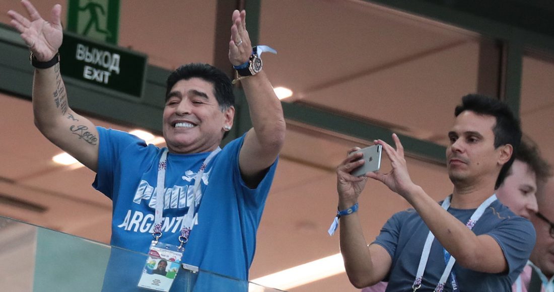 «Диего сейчас улыбается». Пеле поздравил Аргентину с победой на ЧМ-2022 и упомянул Марадону