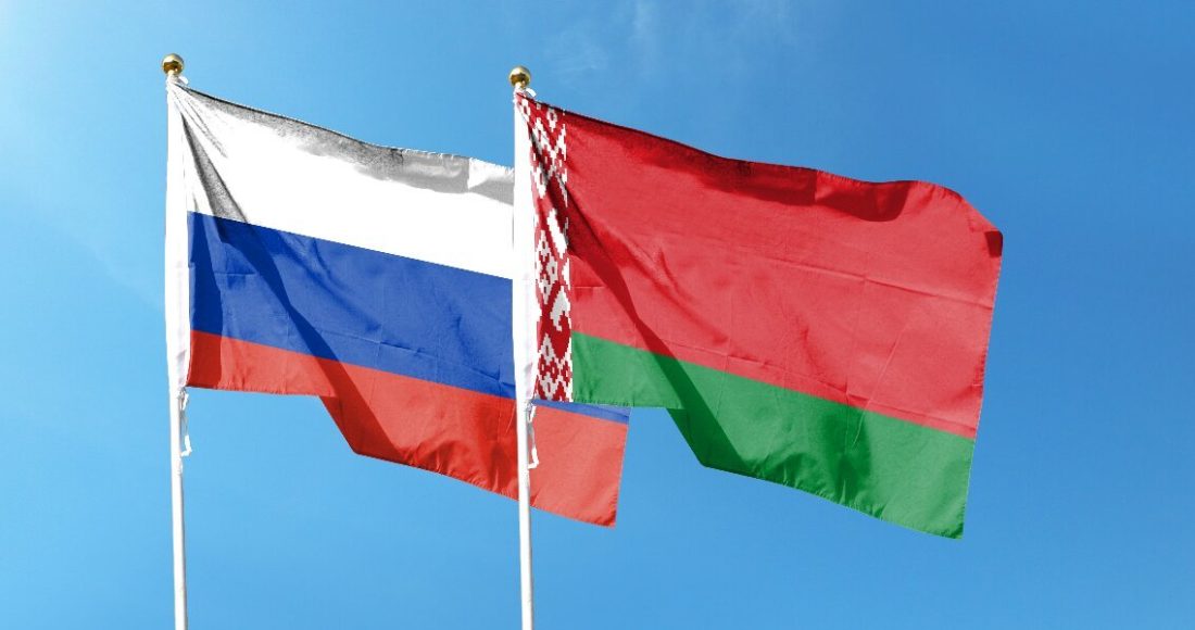 Прибалтийские подонки. Флаг России унизили на чемпионате мира по хоккею