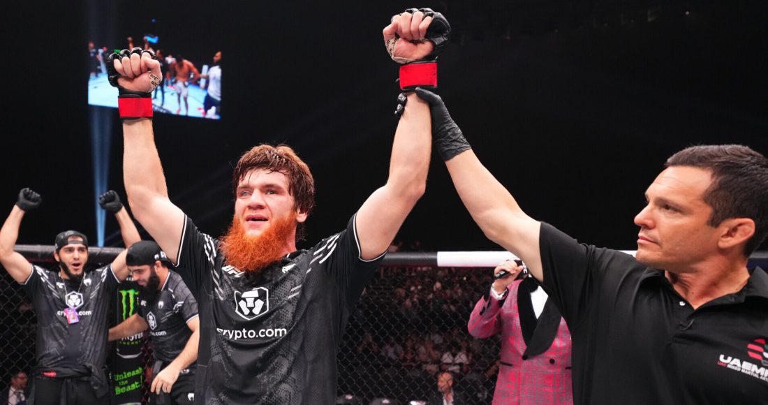 Шара Буллет дебютировал в UFC с победы судейским решением