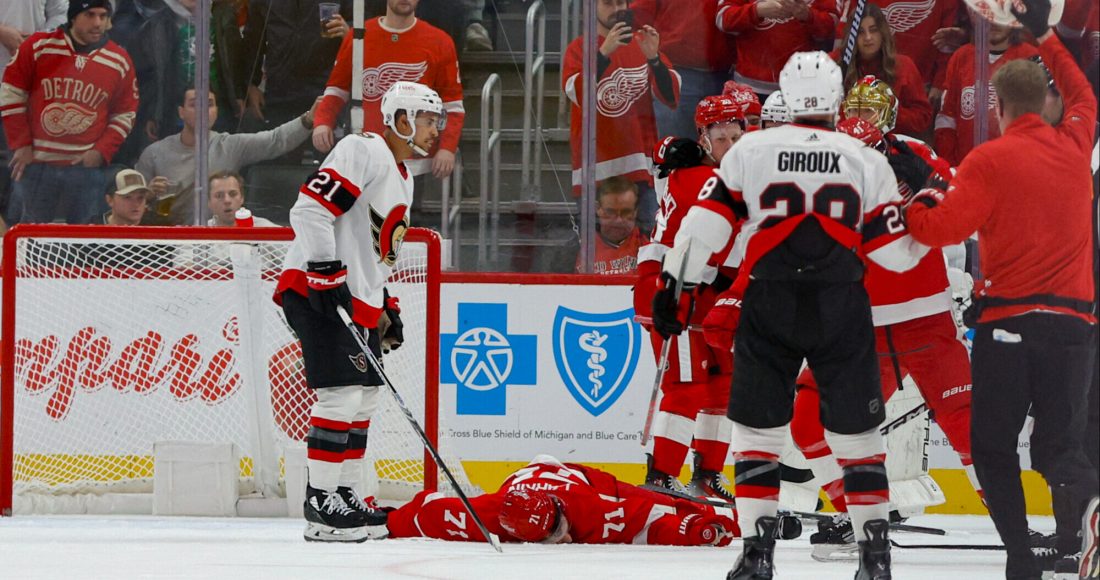 Звезда НХЛ потерял сознание прямо на льду. А крайним сделали россиянина
