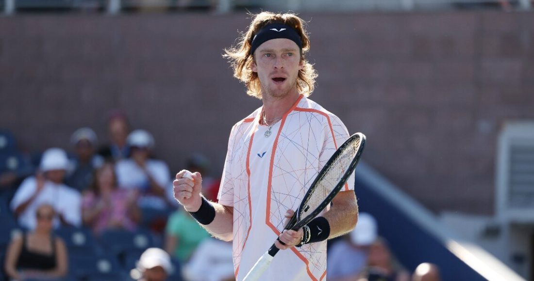 Рублев больше других российских теннисистов настроен на победу на Australian Open, считает Янчук