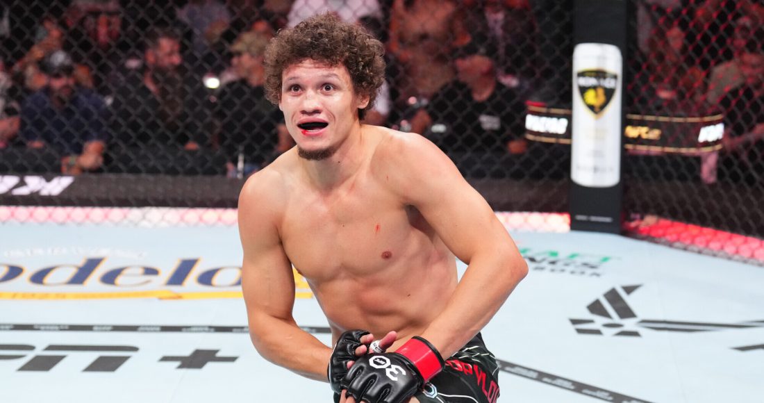 Роман Копылов проиграл Энтони Эрнандесу на турнире UFC в США