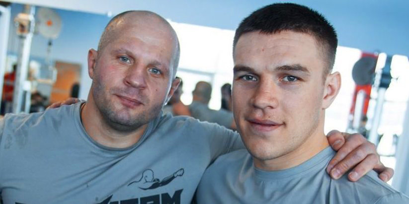 Что сотворил ученик Емельяненко! Превратил лицо поляка в месиво за один раунд