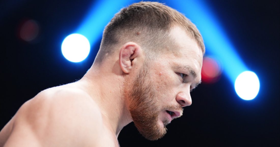 Петра Яна снова обокрали в UFC. Судьи учинили расправу над российским бойцом