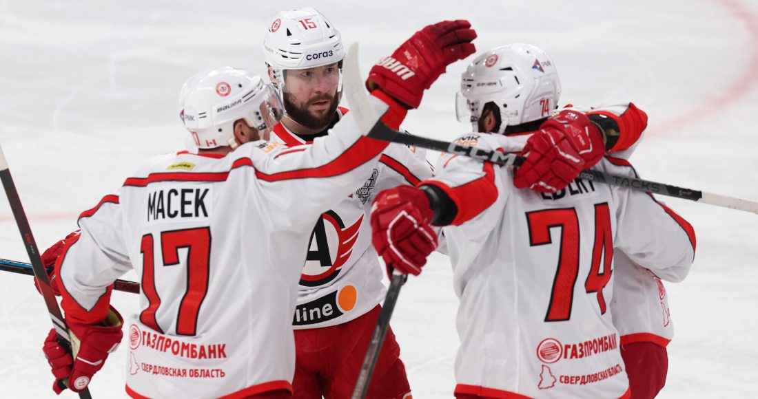 «Автомобилист» обыграл «Металлург» и сравнял счет в серии плей‑офф КХЛ