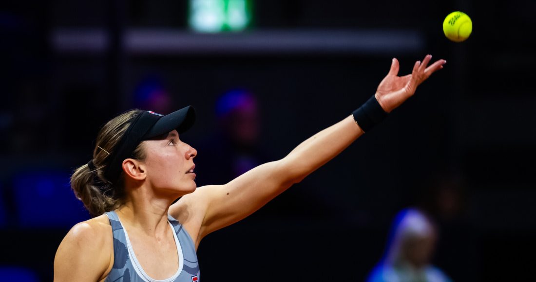 Александрова в трехчасовом матче проиграла Линетт и не смогла выйти в четвертьфинал теннисного турнира в Страсбурге