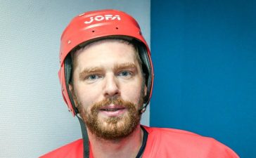 Кузнецов подпишет контракт со СКА до 1 августа, зарплата хоккеиста может составить 85 млн рублей