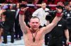 Эффектное возвращение Яна в UFC! Побил Короля и забрал бонус