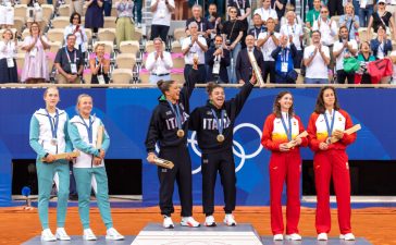 Звезды тенниса из России объединились ради титула. И разрывают всех на Australian Open!