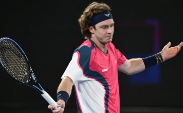 Рублев проиграл 112‑й ракетке мира в первом круге Australian Open