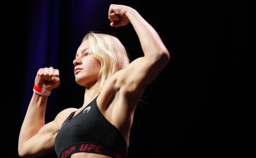 Красавицу из России выставили из UFC после скандального поступка. Не помогли даже извинения